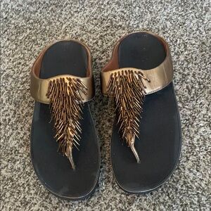 FitFlop Bronze Rumba Cha Cha Wedge Flip Flops Sandals SZ 8